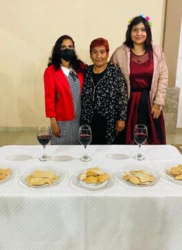 Imágenes para rendir homenaje a persona finada, estas pueden variar en su contenido.