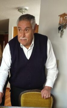 Imágenes para rendir homenaje a persona finada, estas pueden variar en su contenido.