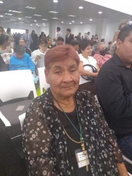 Imágenes para rendir homenaje a persona finada, estas pueden variar en su contenido.