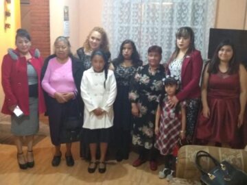 Imágenes para rendir homenaje a persona finada, estas pueden variar en su contenido.