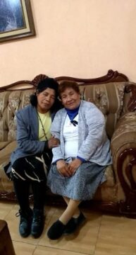 Imágenes para rendir homenaje a persona finada, estas pueden variar en su contenido.