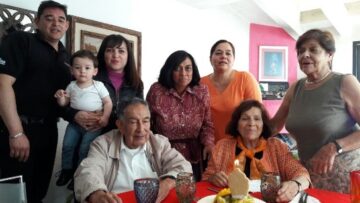 Imágenes para rendir homenaje a persona finada, estas pueden variar en su contenido.