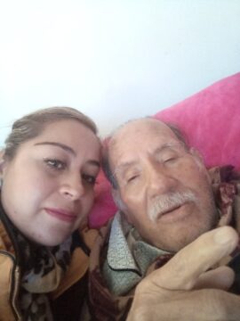 Imágenes para rendir homenaje a persona finada, estas pueden variar en su contenido.