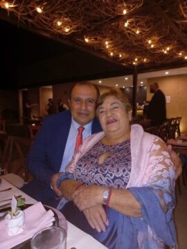 Imágenes para rendir homenaje a persona finada, estas pueden variar en su contenido.