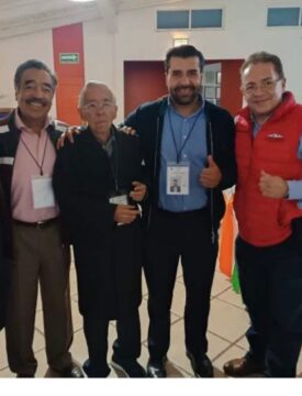 Imágenes para rendir homenaje a persona finada, estas pueden variar en su contenido.