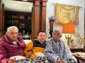 Imágenes para rendir homenaje a persona finada, estas pueden variar en su contenido.