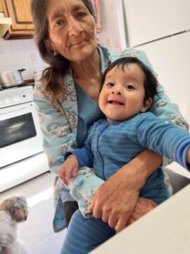 Imágenes para rendir homenaje a persona finada, estas pueden variar en su contenido.
