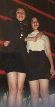 Imágenes para rendir homenaje a persona finada, estas pueden variar en su contenido.