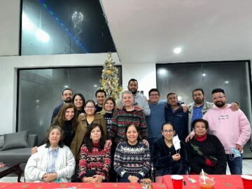 Imágenes para rendir homenaje a persona finada, estas pueden variar en su contenido.