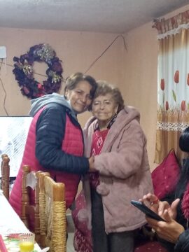 Imágenes para rendir homenaje a persona finada, estas pueden variar en su contenido.