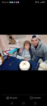 Imágenes para rendir homenaje a persona finada, estas pueden variar en su contenido.