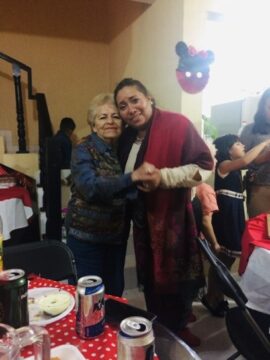 Imágenes para rendir homenaje a persona finada, estas pueden variar en su contenido.