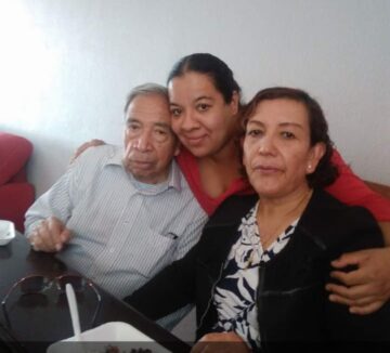 Imágenes para rendir homenaje a persona finada, estas pueden variar en su contenido.