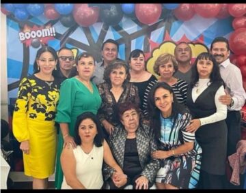Imágenes para rendir homenaje a persona finada, estas pueden variar en su contenido.