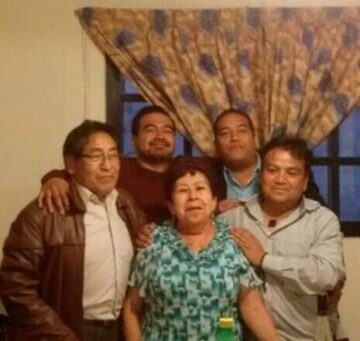 Imágenes para rendir homenaje a persona finada, estas pueden variar en su contenido.