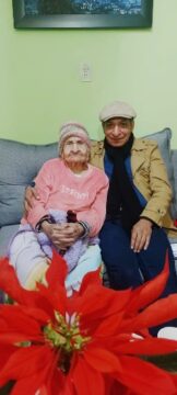Imágenes para rendir homenaje a persona finada, estas pueden variar en su contenido.