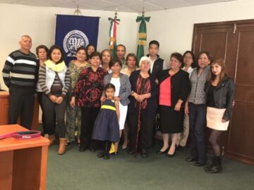 Imágenes para rendir homenaje a persona finada, estas pueden variar en su contenido.