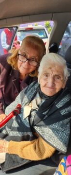 Imágenes para rendir homenaje a persona finada, estas pueden variar en su contenido.