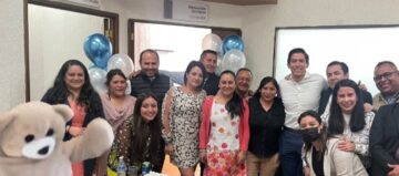 Imágenes para rendir homenaje a persona finada, estas pueden variar en su contenido.