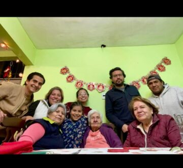 Imágenes para rendir homenaje a persona finada, estas pueden variar en su contenido.