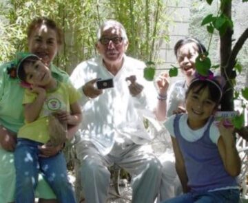 Imágenes para rendir homenaje a persona finada, estas pueden variar en su contenido.