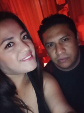 Imágenes para rendir homenaje a persona finada, estas pueden variar en su contenido.