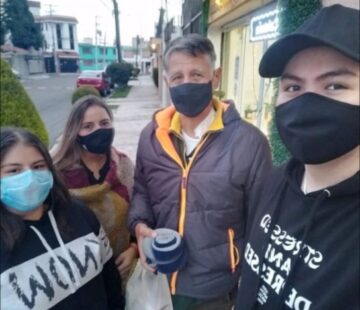 Imágenes para rendir homenaje a persona finada, estas pueden variar en su contenido.
