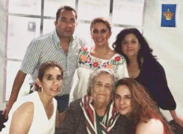 Imágenes para rendir homenaje a persona finada, estas pueden variar en su contenido.