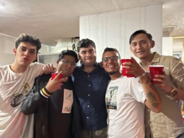 Imágenes para rendir homenaje a persona finada, estas pueden variar en su contenido.