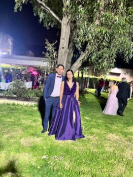 Imágenes para rendir homenaje a persona finada, estas pueden variar en su contenido.