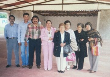 Imágenes para rendir homenaje a persona finada, estas pueden variar en su contenido.