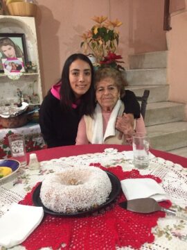 Imágenes para rendir homenaje a persona finada, estas pueden variar en su contenido.