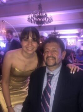 Imágenes para rendir homenaje a persona finada, estas pueden variar en su contenido.