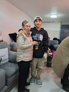 Imágenes para rendir homenaje a persona finada, estas pueden variar en su contenido.