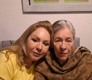 Imágenes para rendir homenaje a persona finada, estas pueden variar en su contenido.