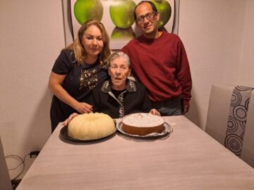 Imágenes para rendir homenaje a persona finada, estas pueden variar en su contenido.