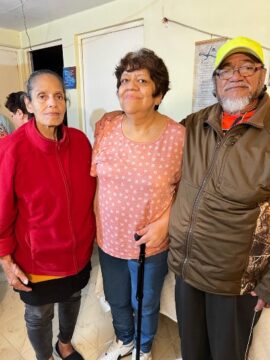 Imágenes para rendir homenaje a persona finada, estas pueden variar en su contenido.