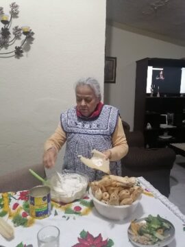 Imágenes para rendir homenaje a persona finada, estas pueden variar en su contenido.