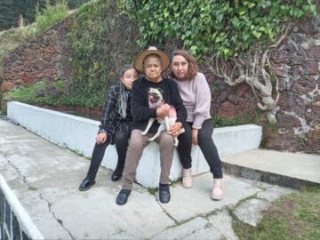Imágenes para rendir homenaje a persona finada, estas pueden variar en su contenido.