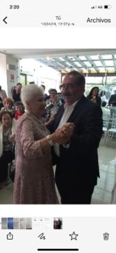 Imágenes para rendir homenaje a persona finada, estas pueden variar en su contenido.