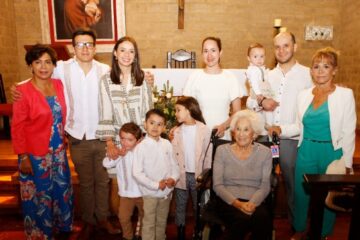 Imágenes para rendir homenaje a persona finada, estas pueden variar en su contenido.