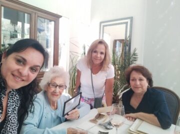 Imágenes para rendir homenaje a persona finada, estas pueden variar en su contenido.