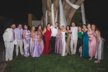 Imágenes para rendir homenaje a persona finada, estas pueden variar en su contenido.