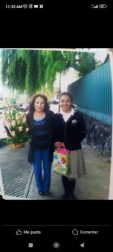 Imágenes para rendir homenaje a persona finada, estas pueden variar en su contenido.