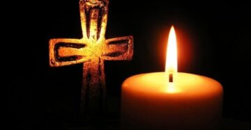 Imágenes para rendir homenaje a persona finada, estas pueden variar en su contenido.