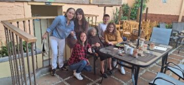 Imágenes para rendir homenaje a persona finada, estas pueden variar en su contenido.