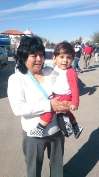 Imágenes para rendir homenaje a persona finada, estas pueden variar en su contenido.