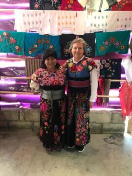 Imágenes para rendir homenaje a persona finada, estas pueden variar en su contenido.