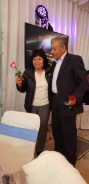 Imágenes para rendir homenaje a persona finada, estas pueden variar en su contenido.