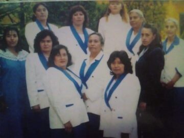 Imágenes para rendir homenaje a persona finada, estas pueden variar en su contenido.